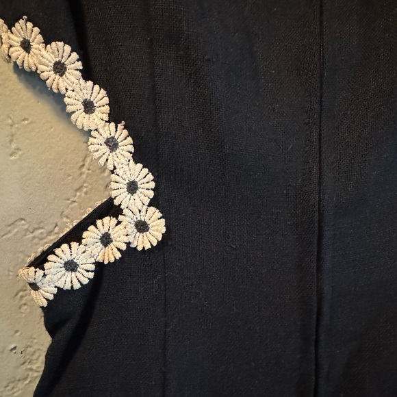 Vintage Jon McCauley Black Linen Daisy Trim Dress – Size Small - Picture 5 of 8